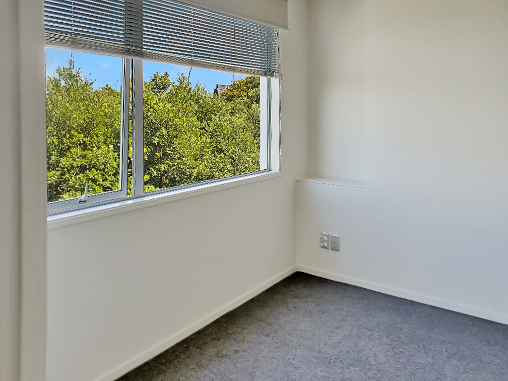 Takapuna - Shoalhaven -Unfurnished -2bedrooms - Carpark photo