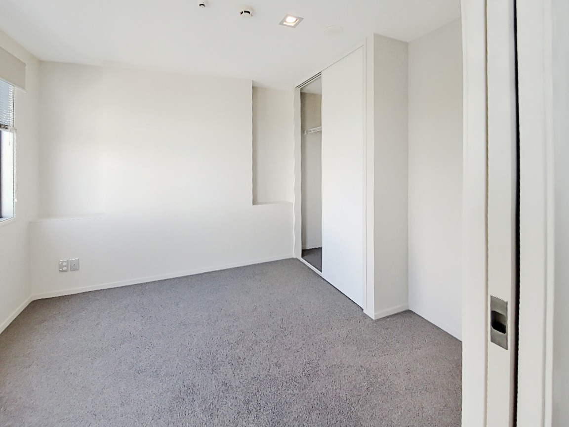 Takapuna - Shoalhaven -Unfurnished -2bedrooms - Carpark photo