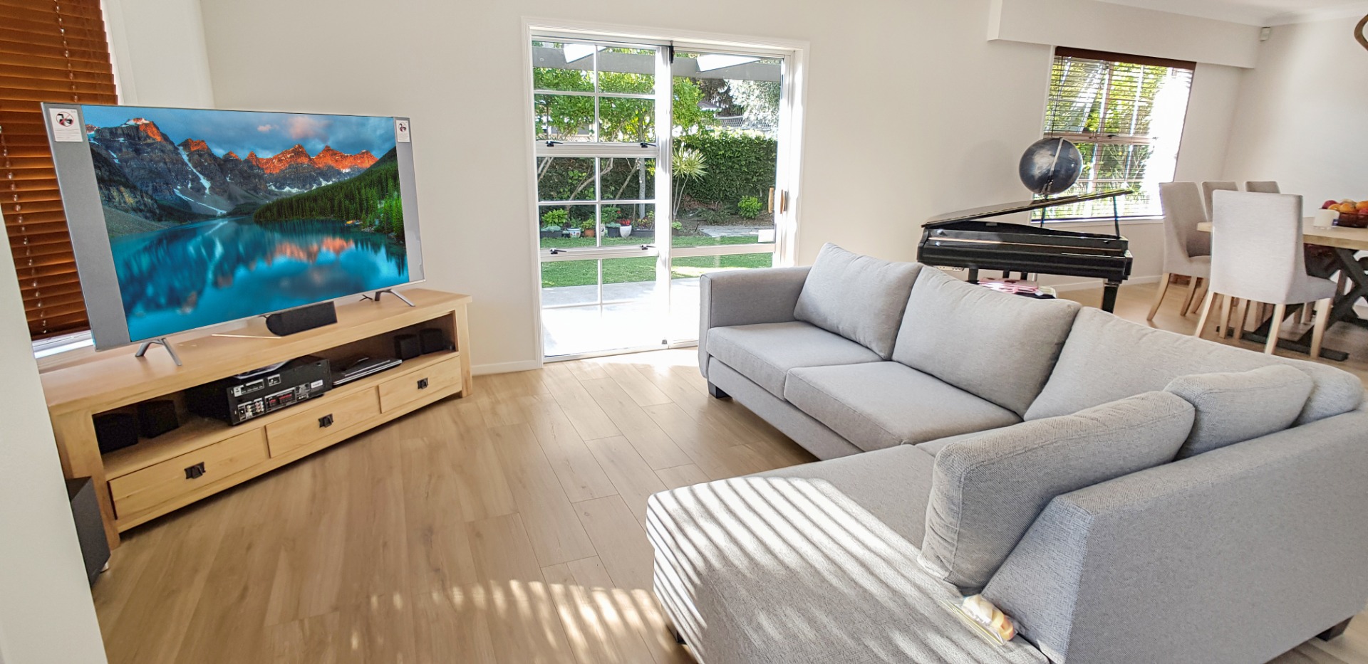 REMUERA - Location! Location! Location! photo
