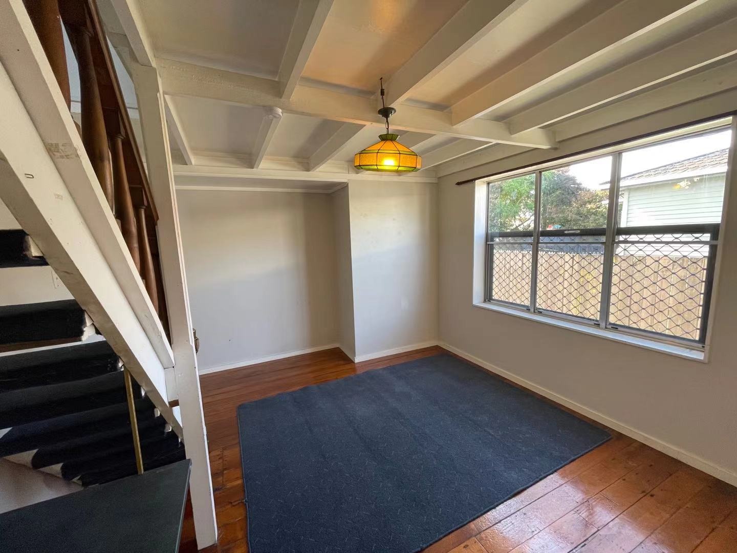 2 bedroom house (optional to rent a 2 bedroom sleepout) photo