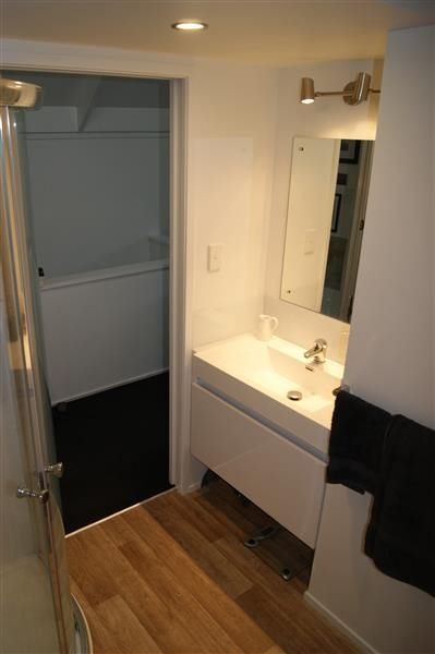 MOUNT EDEN - 1 Bedroom  photo