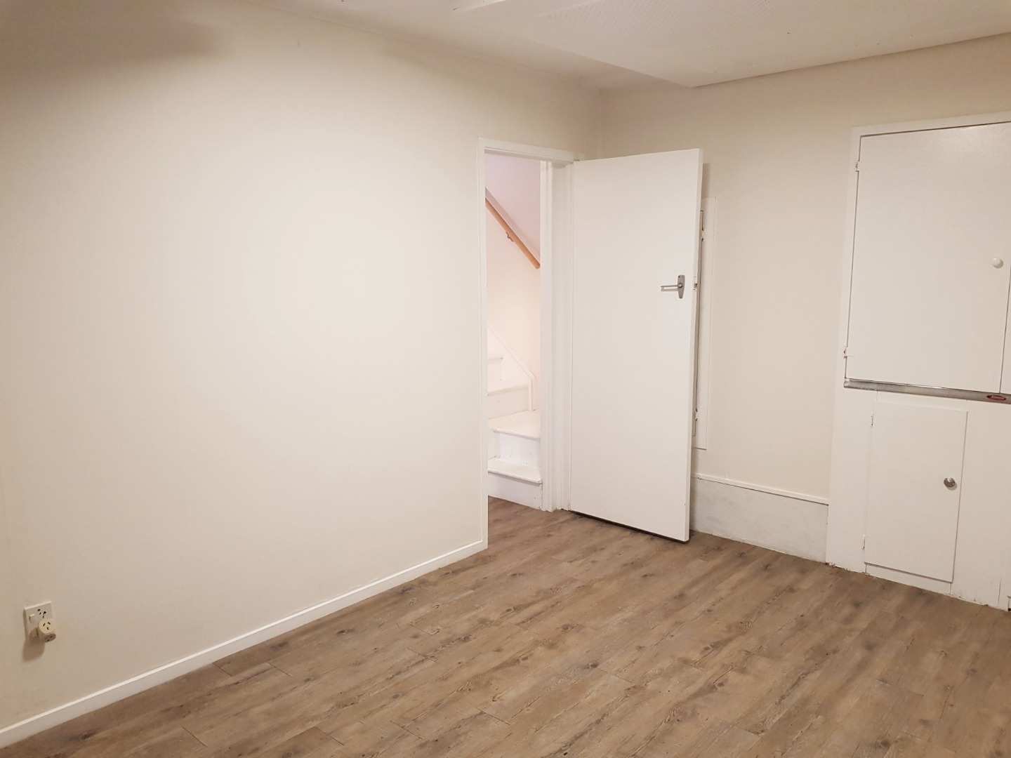 Ostend 3 bedroom / 2 bathroom $730 p/w photo