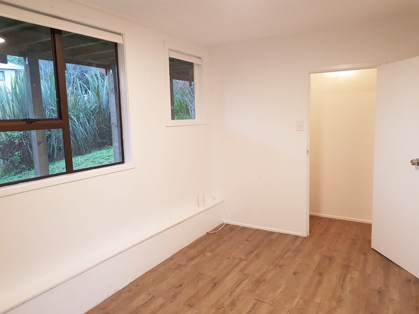 Ostend 3 bedroom / 2 bathroom $730 p/w photo