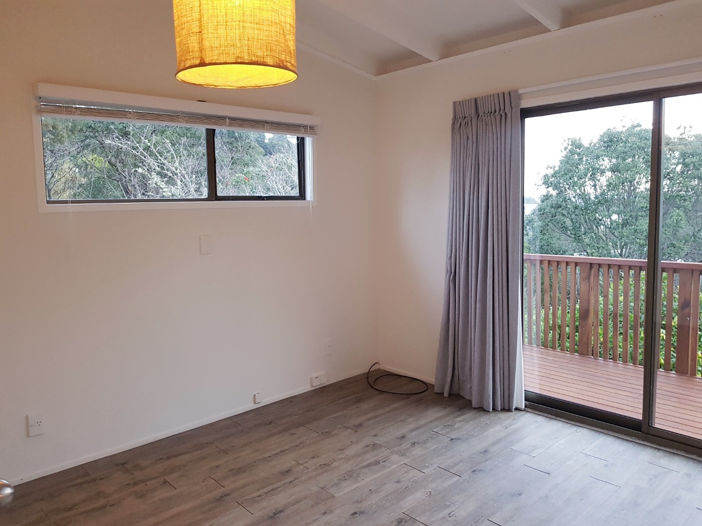 Ostend 3 bedroom / 2 bathroom $730 p/w photo