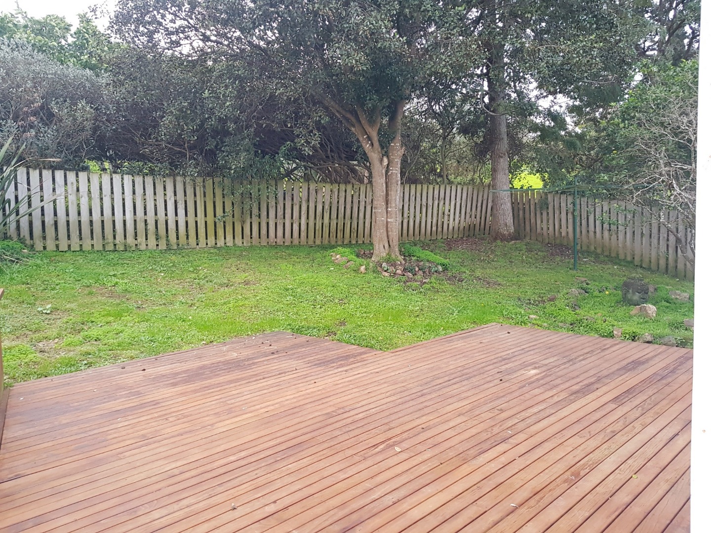 Ostend 3 bedroom / 2 bathroom $730 p/w photo