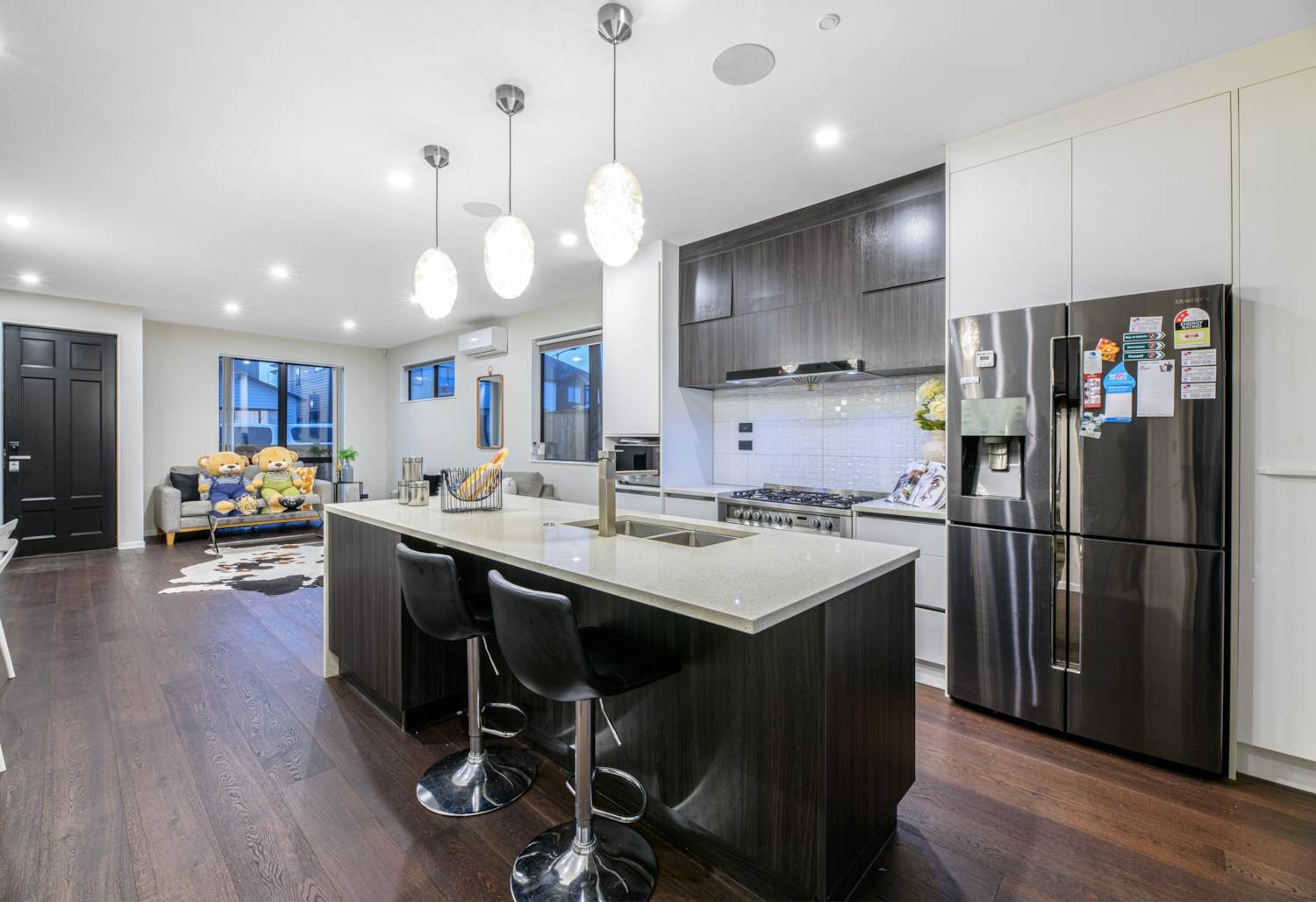 Hobsonville - 5 Bedroom House with 3.5 bathrooms photo