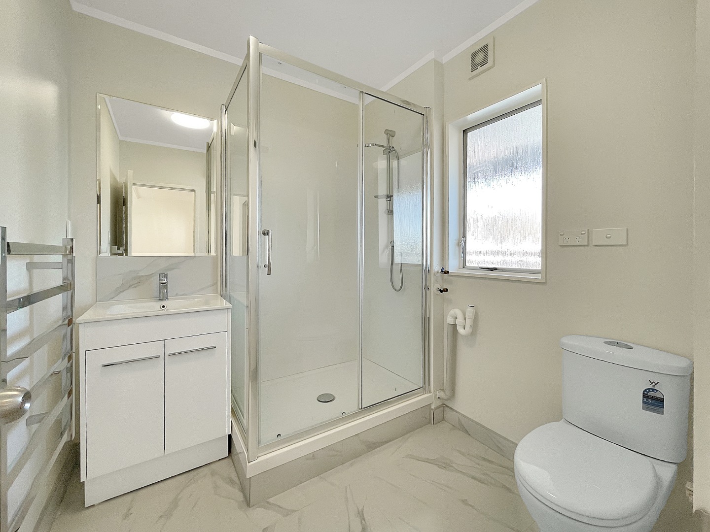 Mt Albert - 2 Bedroom, 1 Bathroom photo