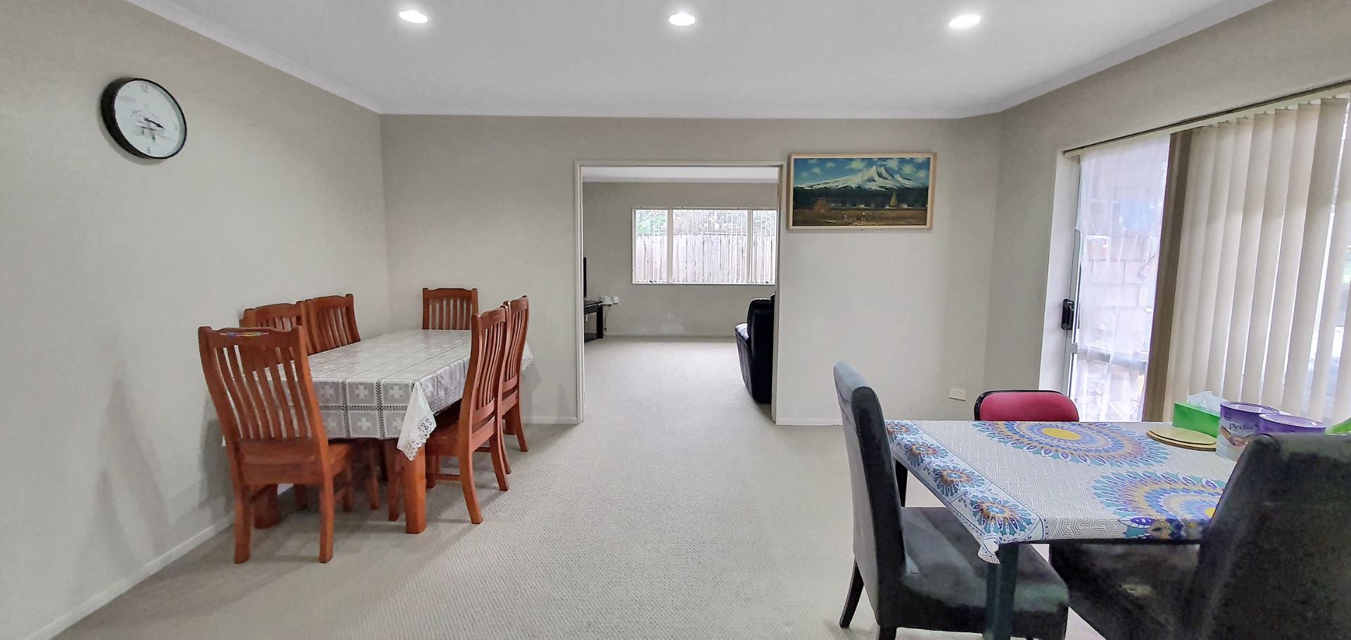 MANUREWA - 4 Bedroom Home  photo