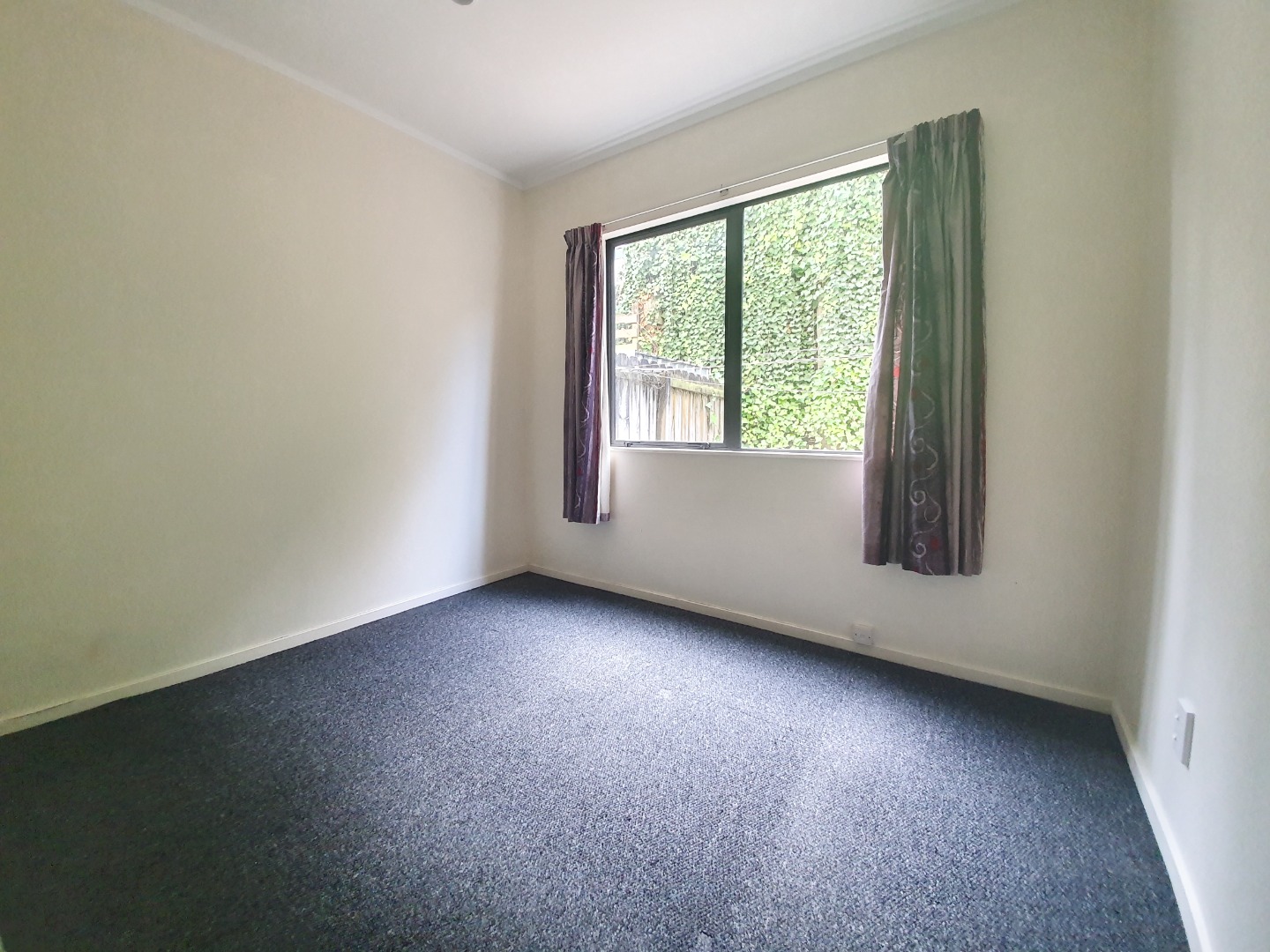New Lynn - 3 Bedroom Townhouse  photo