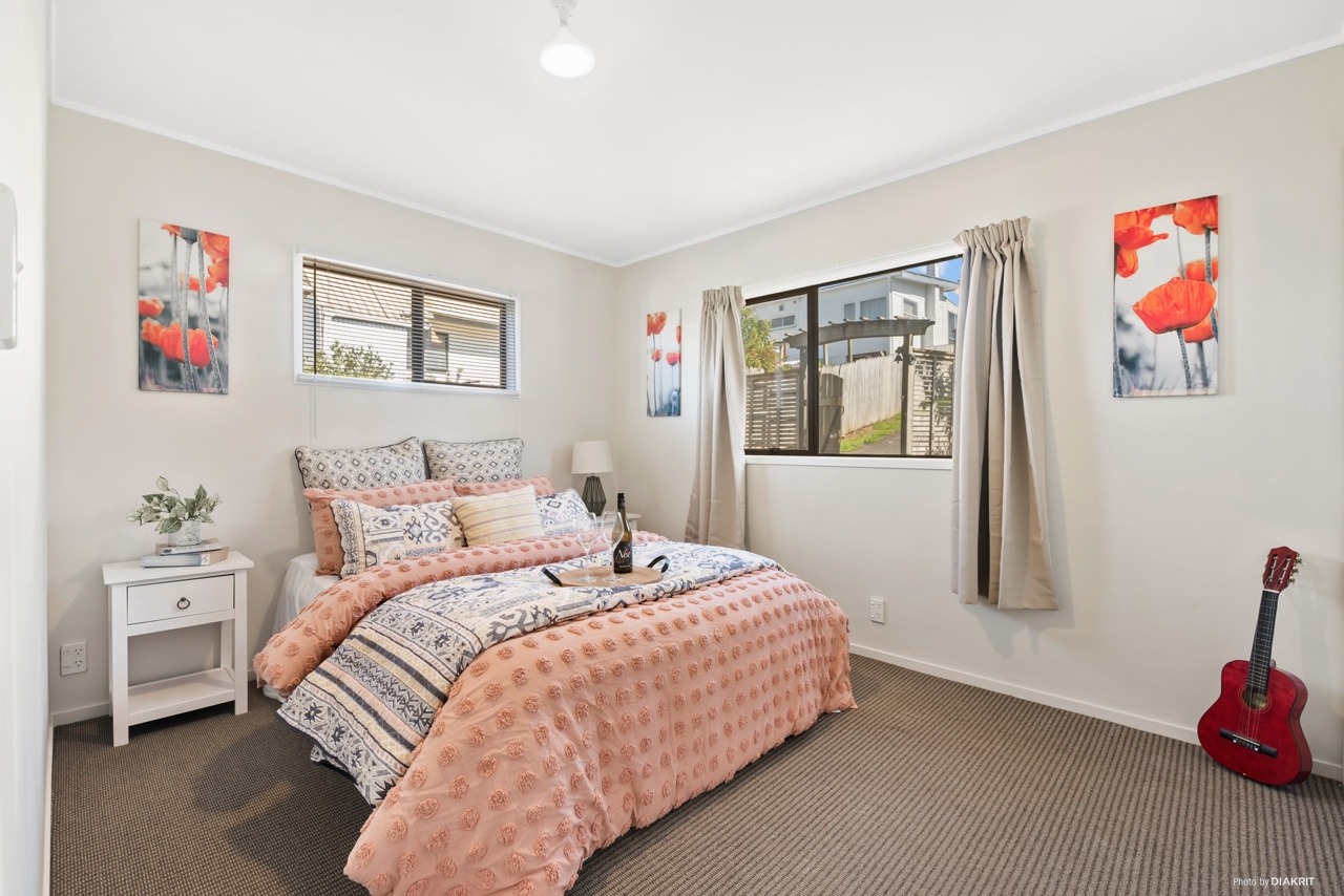 Totara Vale, 3bedroom  photo