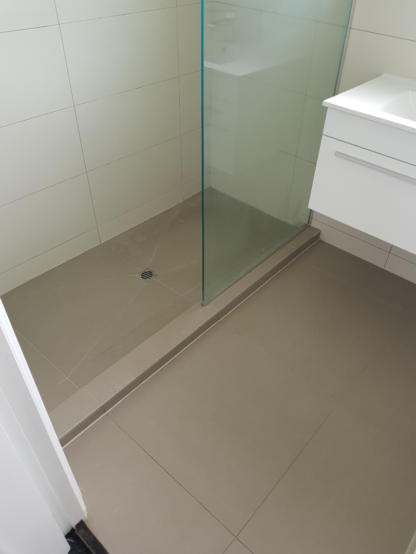 SAINT JOHNS - 2 bedroom Flat - Water Included - Redecorated photo