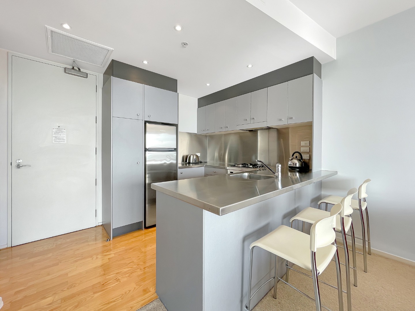 PARNELL - Mirage - One Bedroom photo