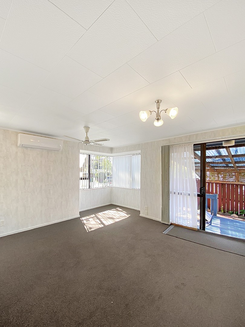 Glen Eden Family Home! photo