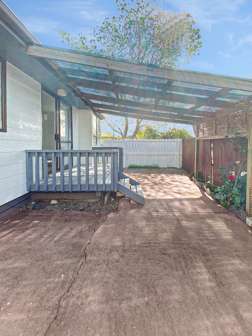 Glen Eden Family Home! photo