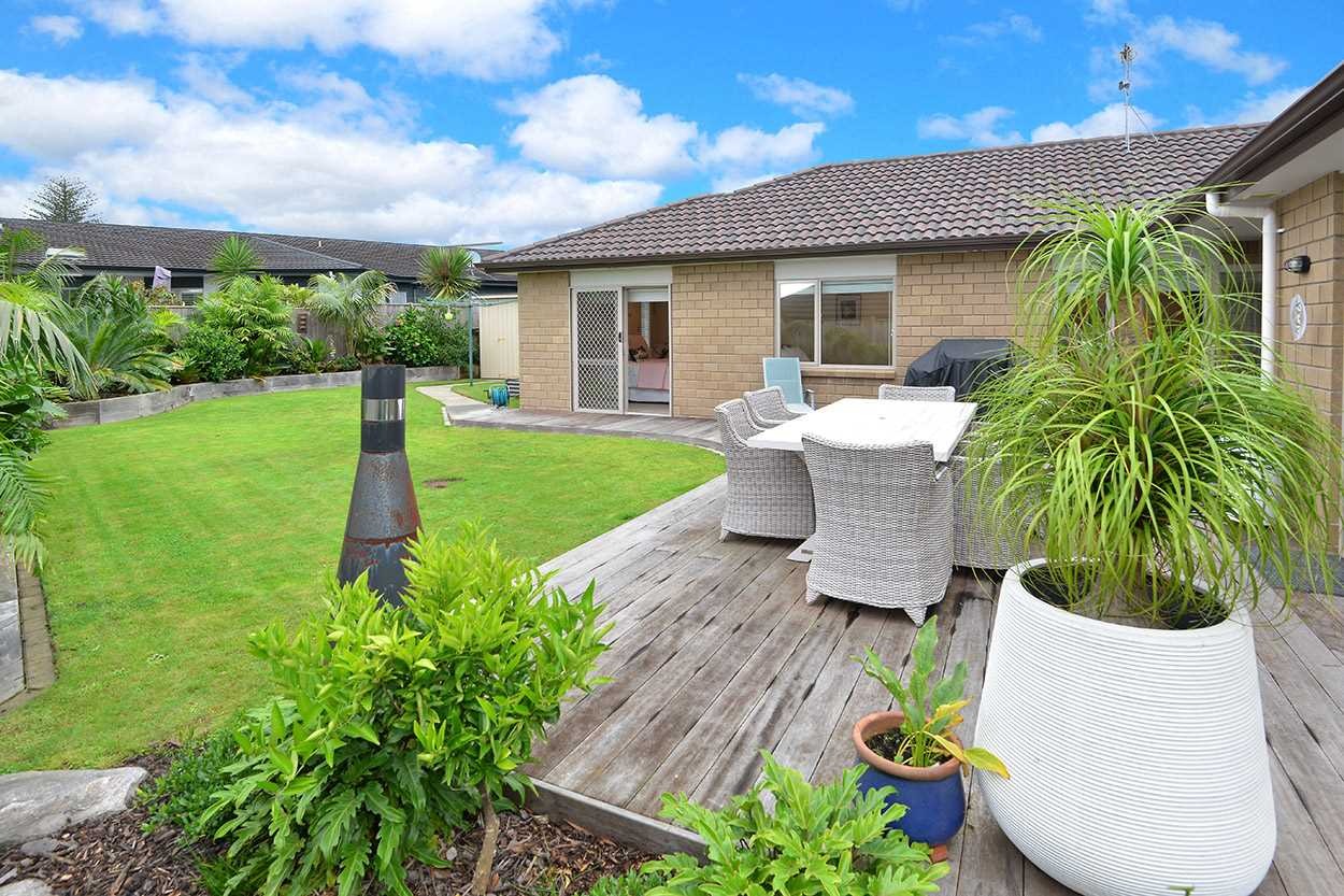 ONE LEVEL LIVING AT IT'S BEST- MILLWATER 4 BEDROOM! photo