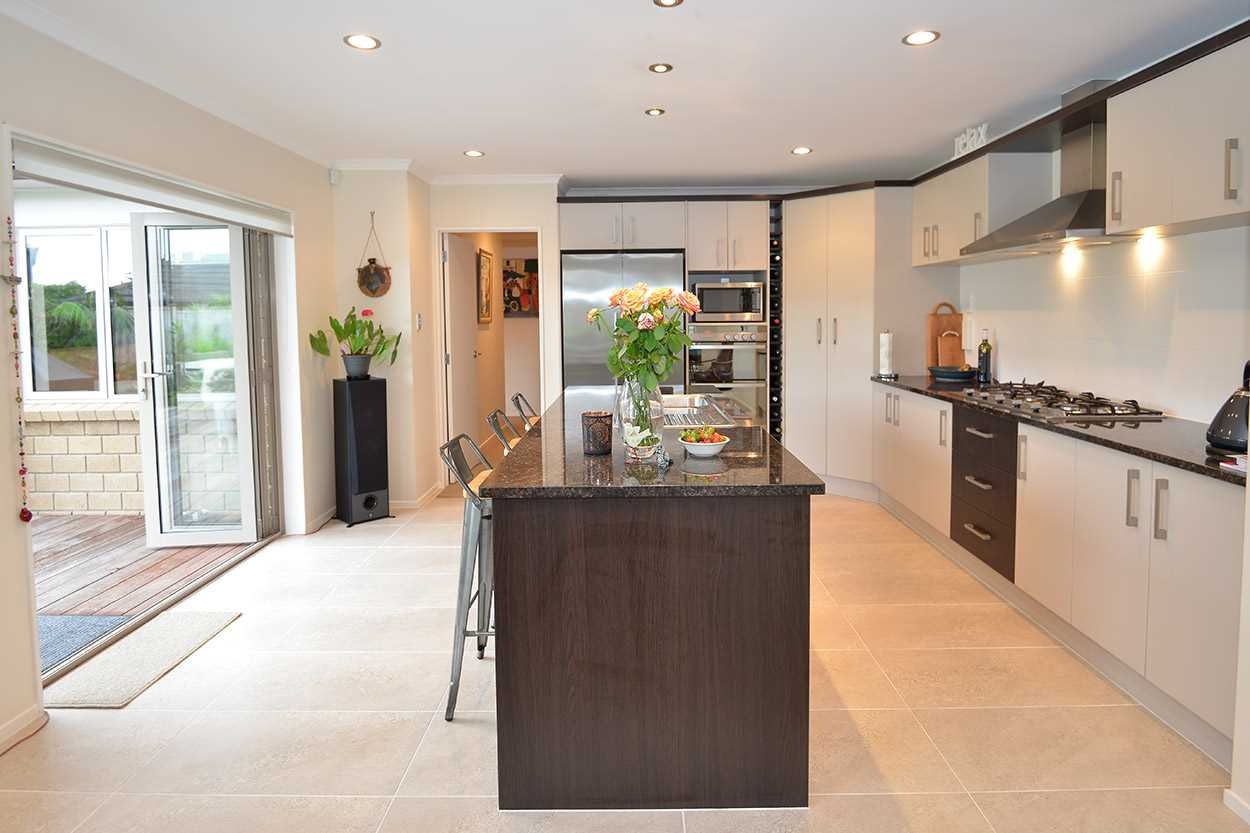 ONE LEVEL LIVING AT IT'S BEST- MILLWATER 4 BEDROOM! photo