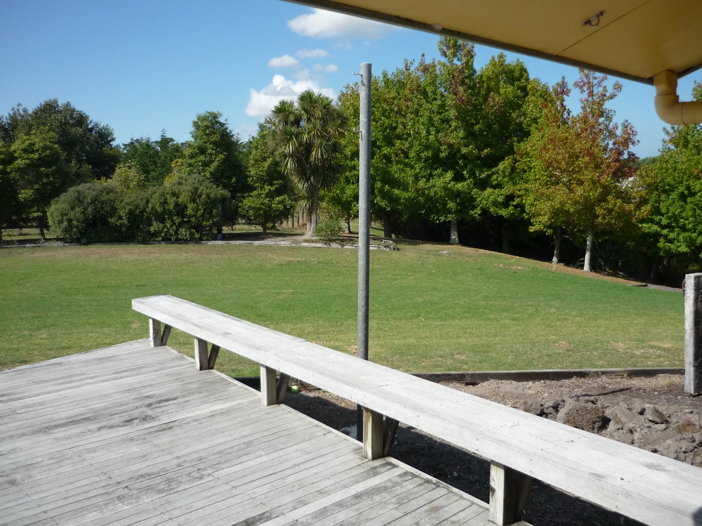 RURAL LIFESTYLE- URBAN FRINGE, FOUR BEDROOMS + ROOM FOR GRANNY! photo