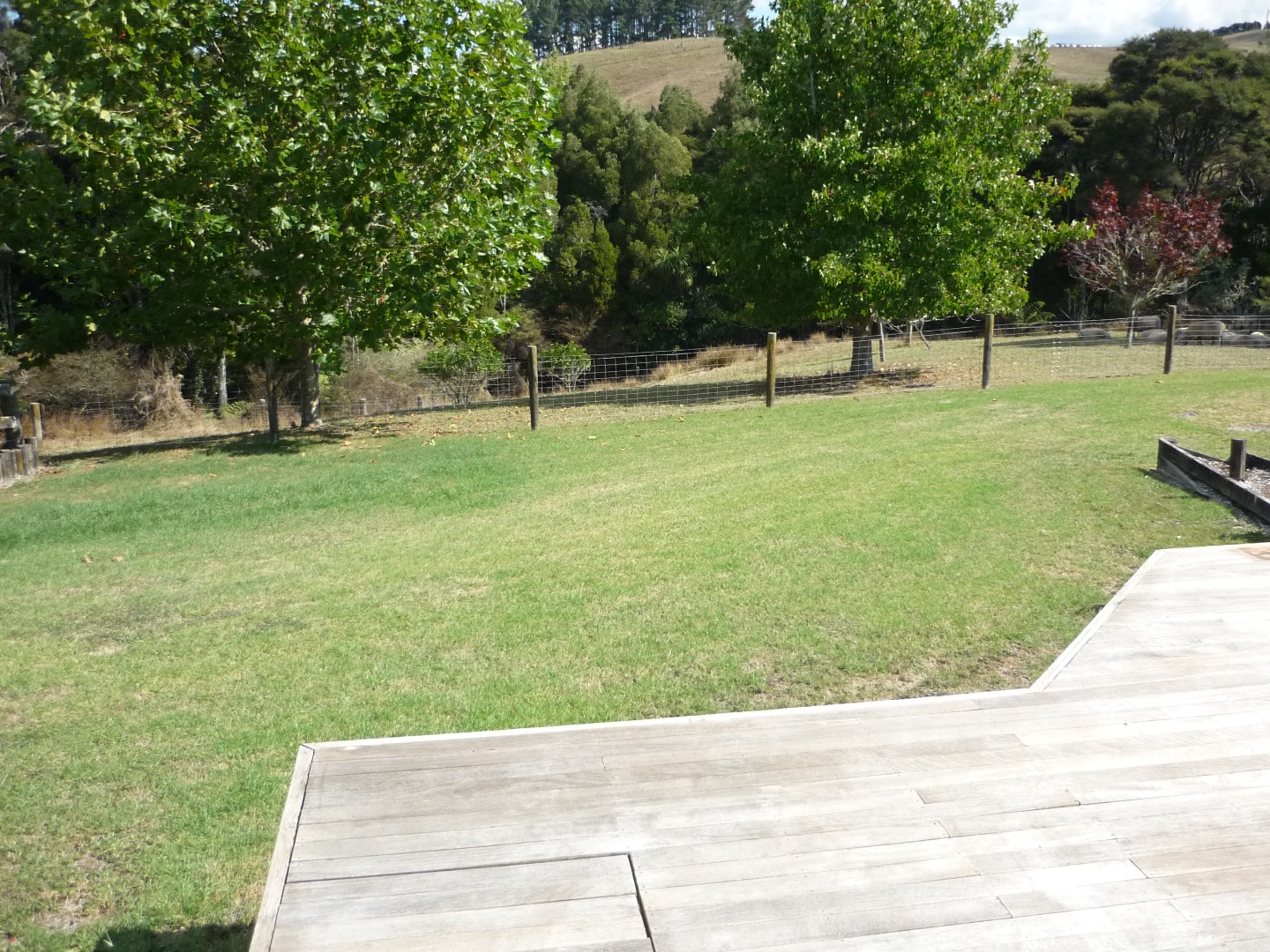 RURAL LIFESTYLE- URBAN FRINGE, FOUR BEDROOMS + ROOM FOR GRANNY! photo