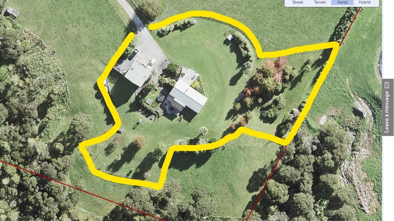 RURAL LIFESTYLE- URBAN FRINGE, FOUR BEDROOMS + ROOM FOR GRANNY! photo