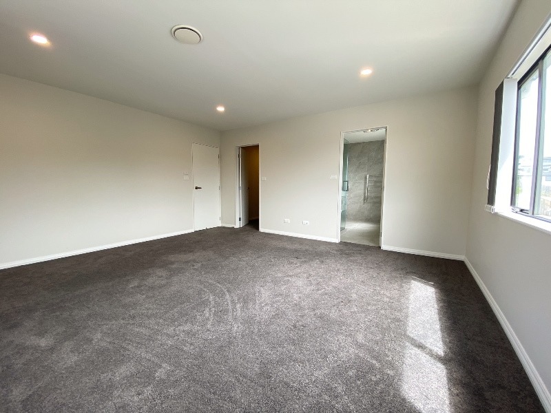 Massey - 5 Bedroom and 3 Bathroom Family House photo