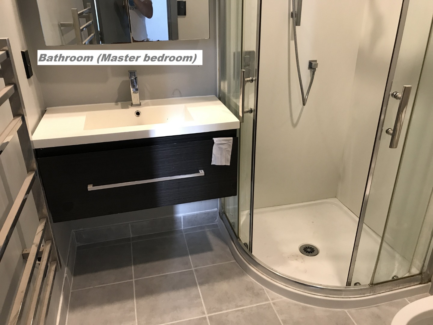 Character 3-level property in CBD photo