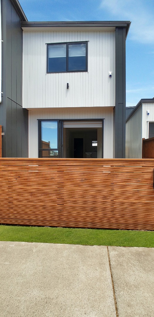 HOBSONVILLE -  Terrace House  photo