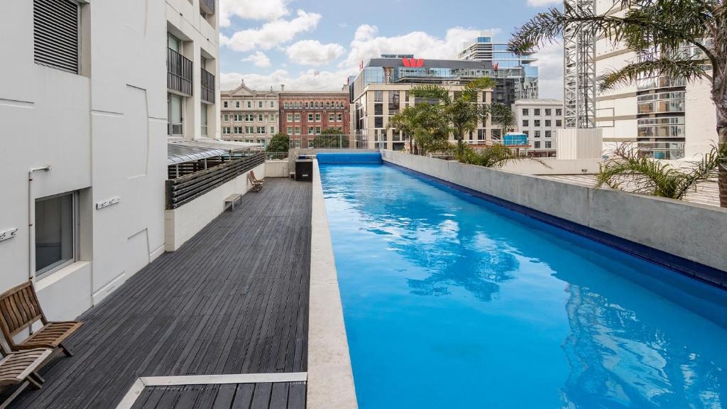 CITY CENTRE - 1 Bedroom Apartment with Amazing Views photo