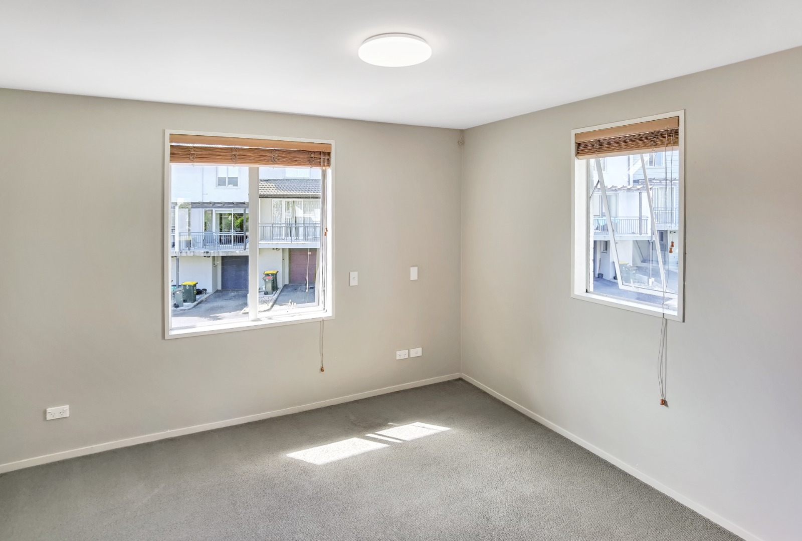 East Tamaki - The 2 bedrooms family home photo