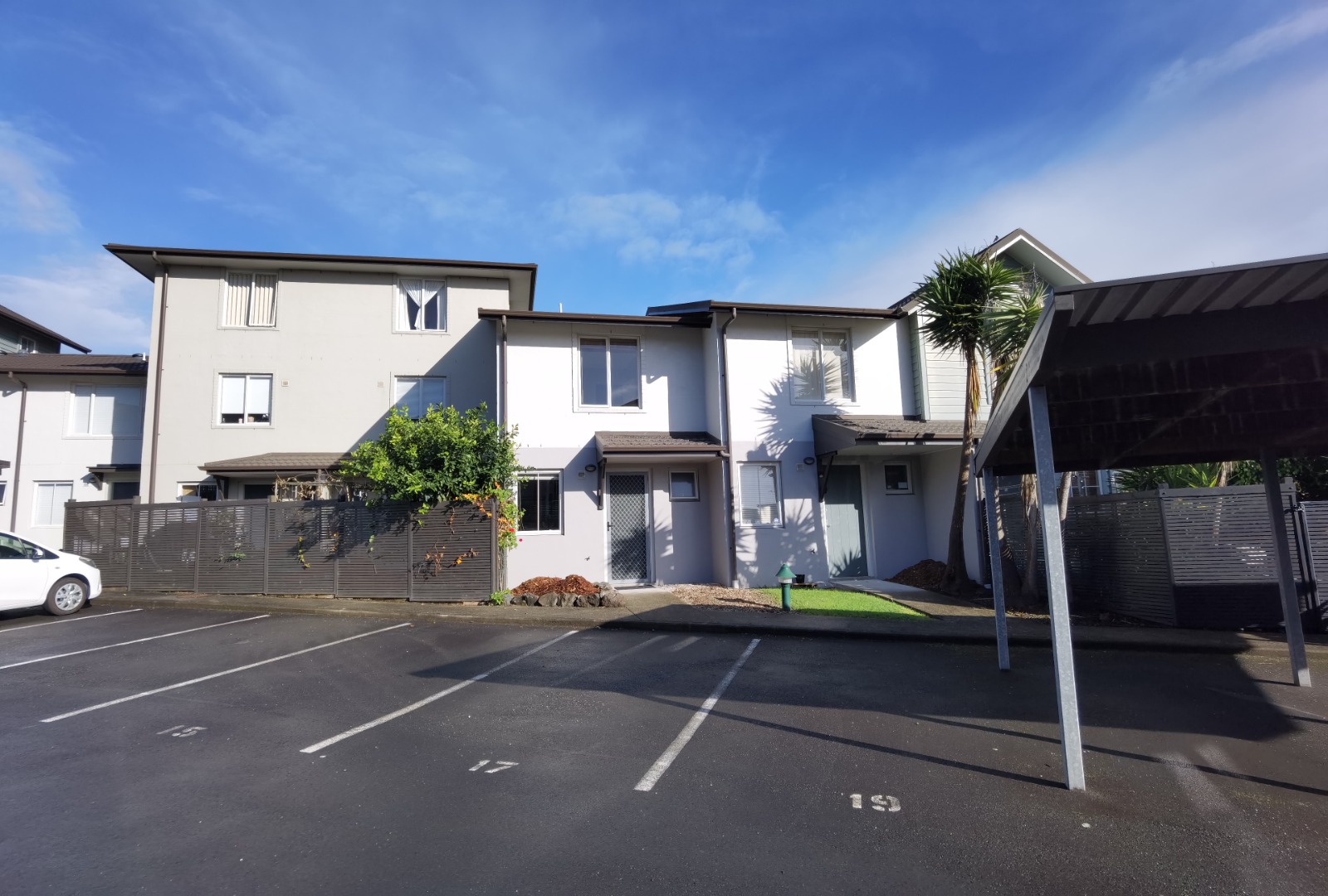 East Tamaki - The 2 bedrooms family home photo