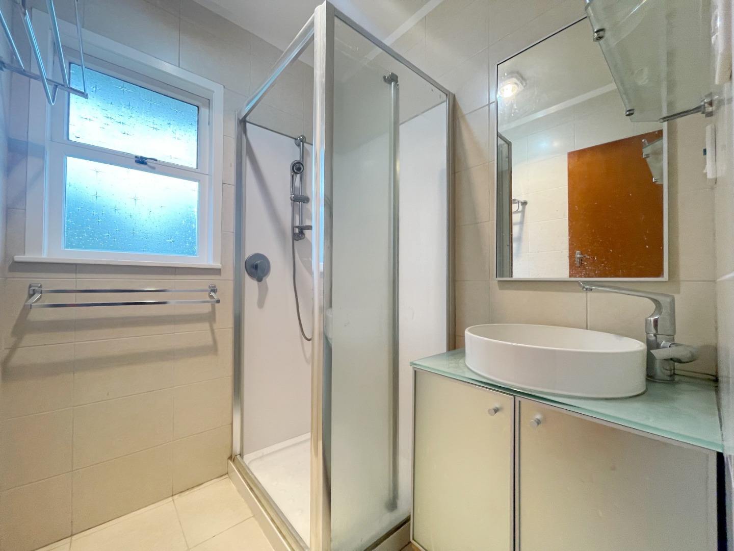 Cozy two bedroom unit in Mount Roskill photo