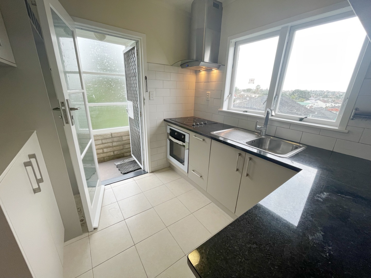 Cozy two bedroom unit in Mount Roskill photo
