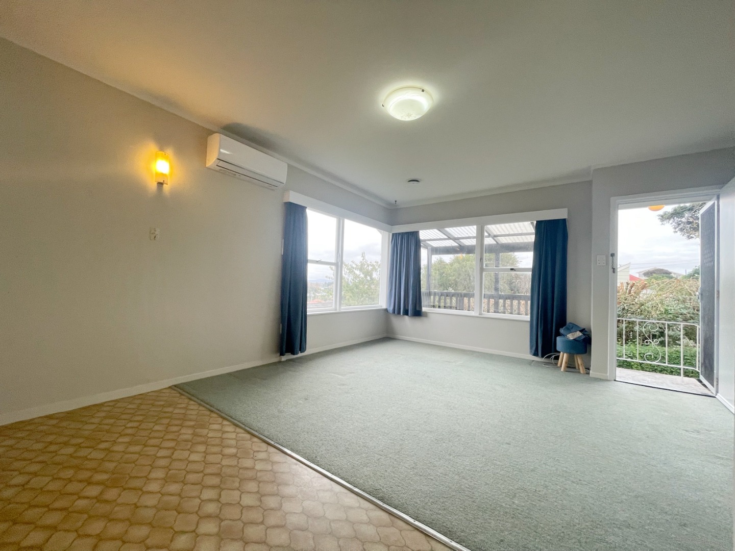 Cozy two bedroom unit in Mount Roskill photo