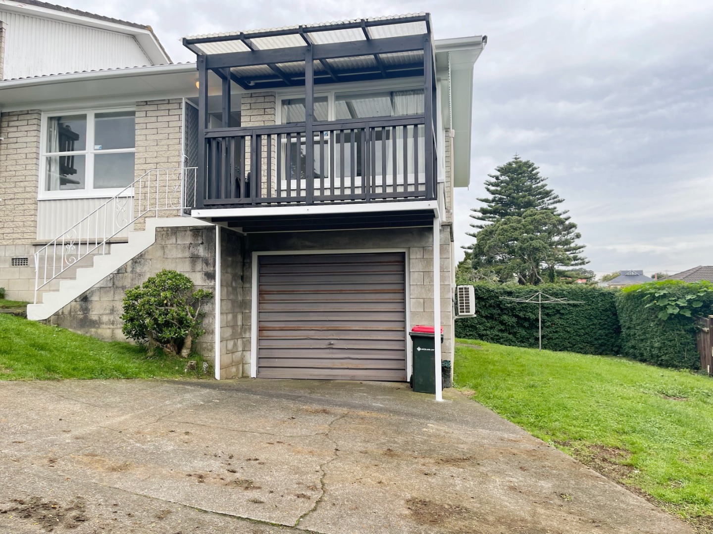 Cozy two bedroom unit in Mount Roskill photo