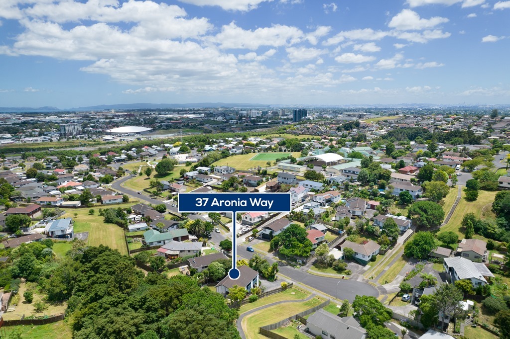 GOODWOOD HEIGHTS - 3 Bedroom House photo