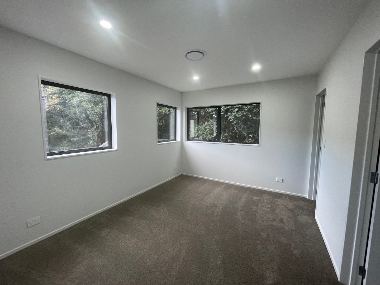 Mount Wellington, 3brm House  photo