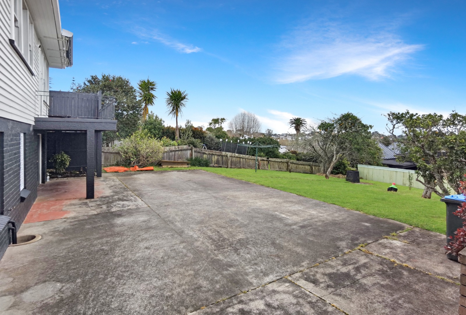 REMUERA -  3 bedroom family home photo