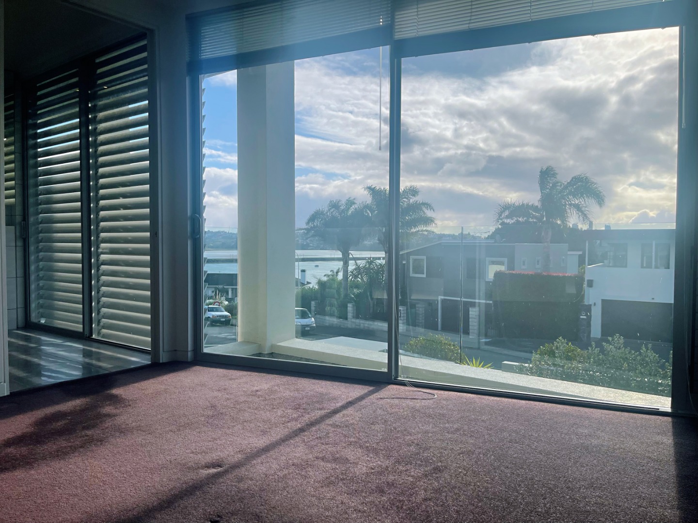 5 bedroom 4 bathroom Family home with Sea view   photo
