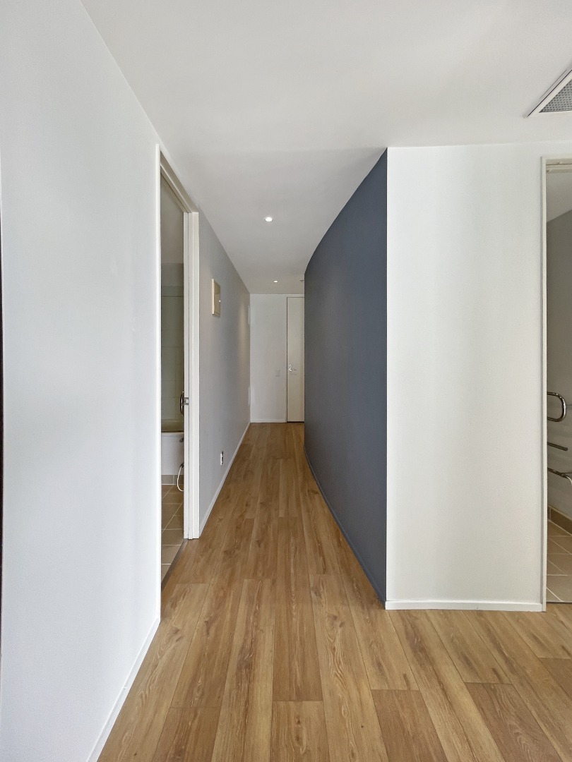 The Mirage - 2 Bedroom, 2 Bathroom, 2 Carparks photo