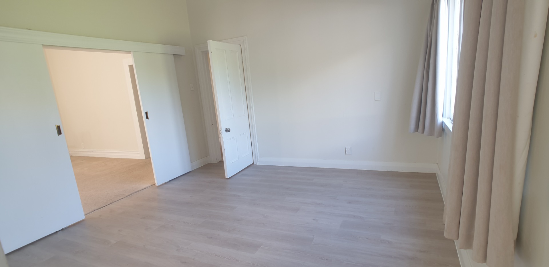 EPSOM - Double Grammar Zone or Groups photo