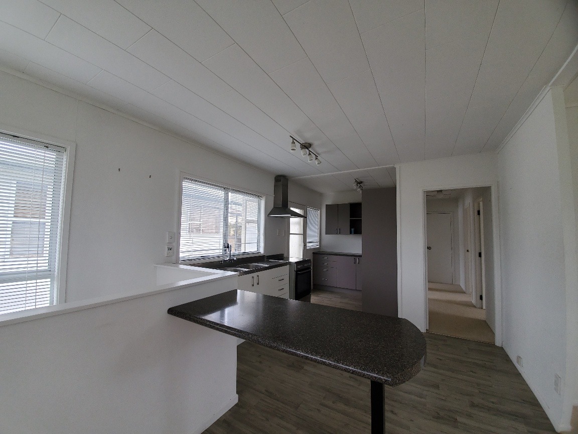 BROWNS BAY - 3 Bedroom Townhouse photo