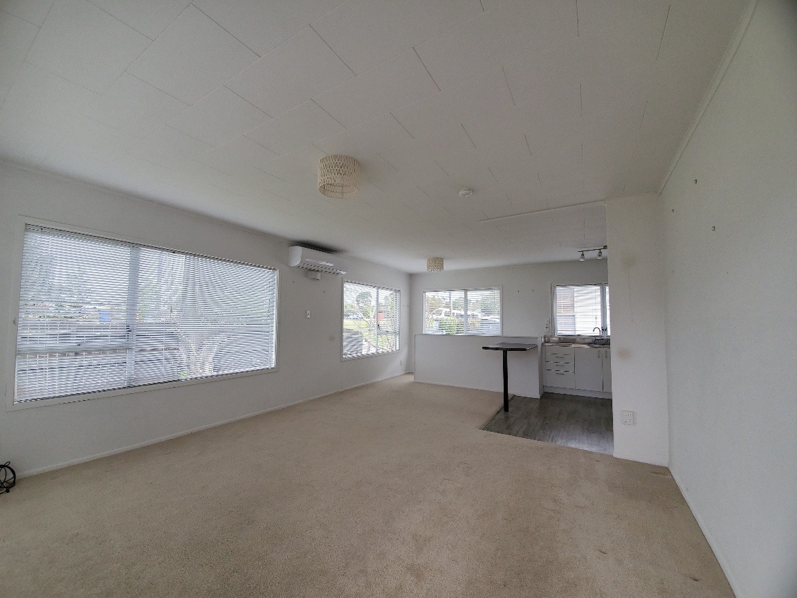 BROWNS BAY - 3 Bedroom Townhouse photo