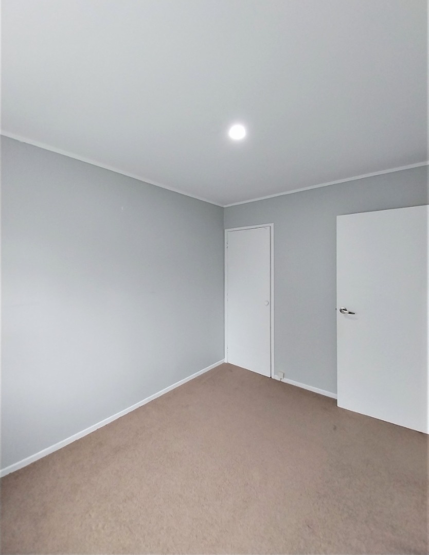 Sunny and Quiet 3x bed Unit photo