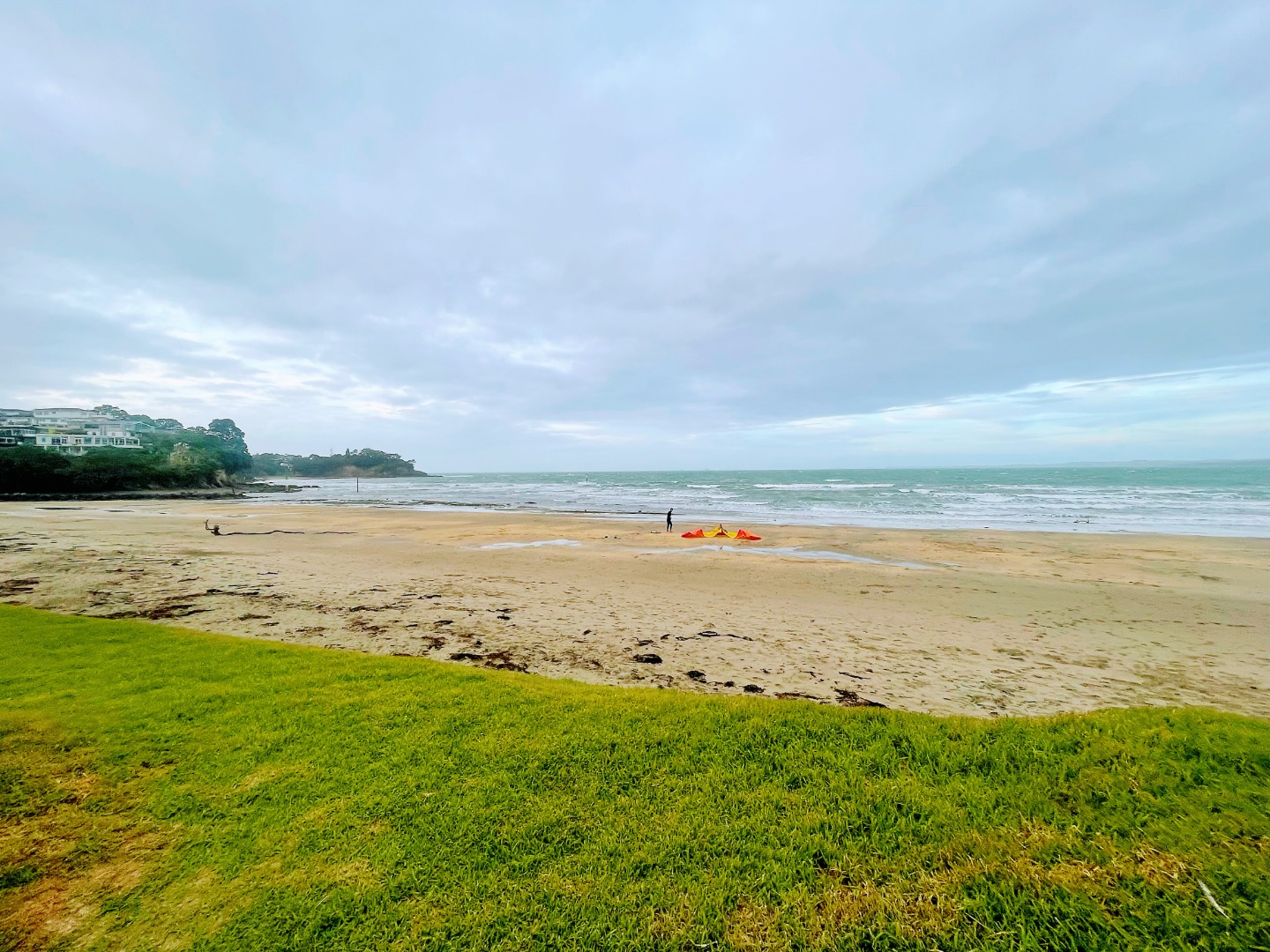 Sunny 4 bedroom 2 bathroom + Study near Milford Beach & Park photo