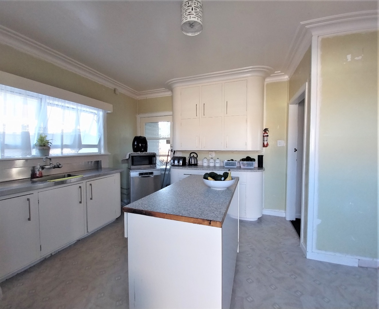 Wonderful Quiet Family Home photo