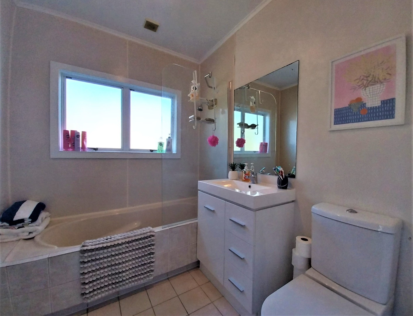 Wonderful Quiet Family Home photo