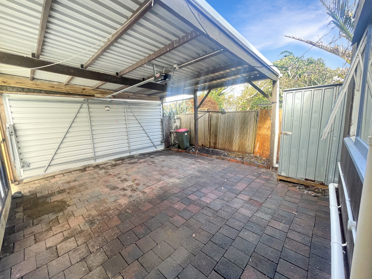 Sunny 4 bedroom 2 bathroom + Study near Milford Beach & Park photo
