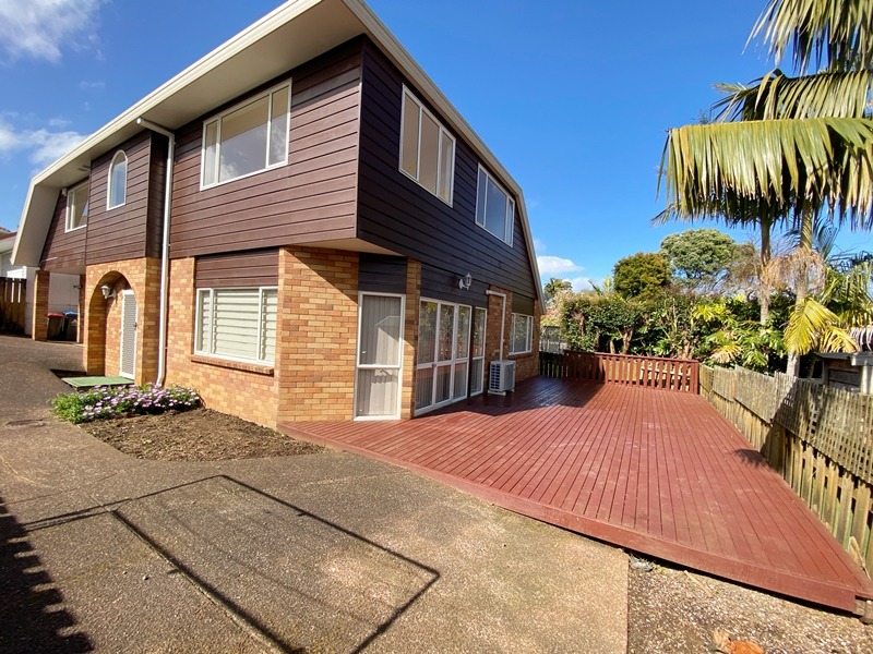 EPSOM - 4 Bedrooms and 3 Bathroom House photo
