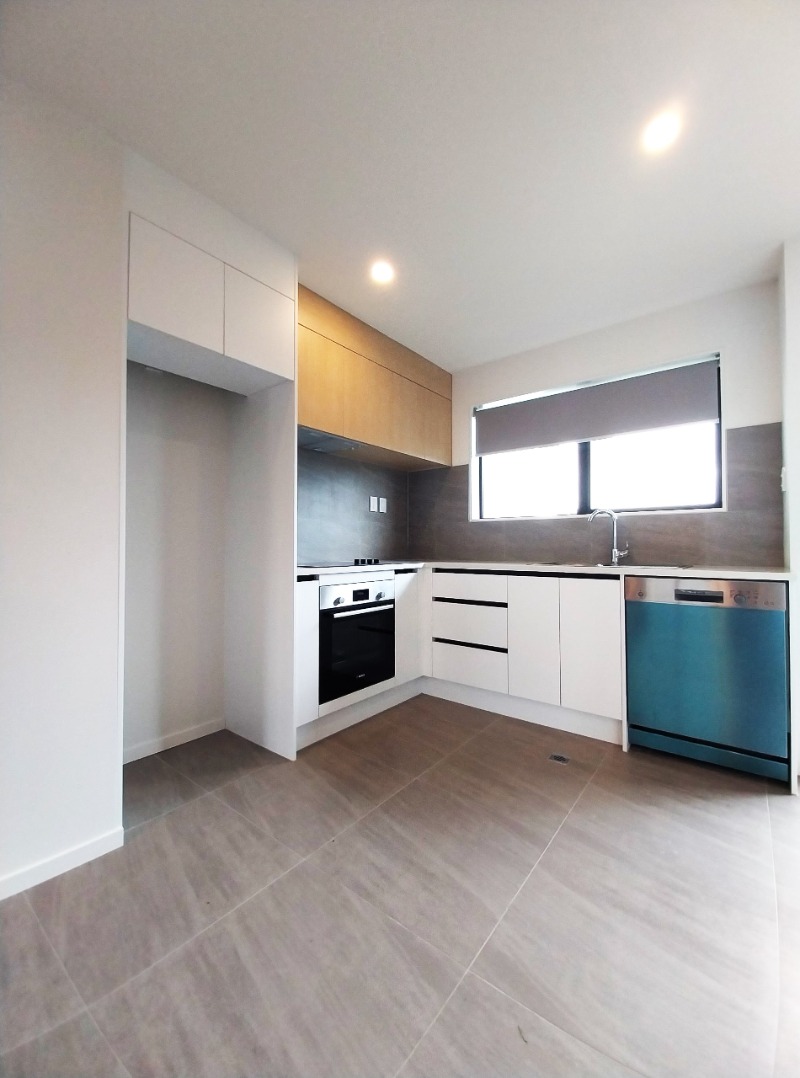 New Henderson Townhouse  photo