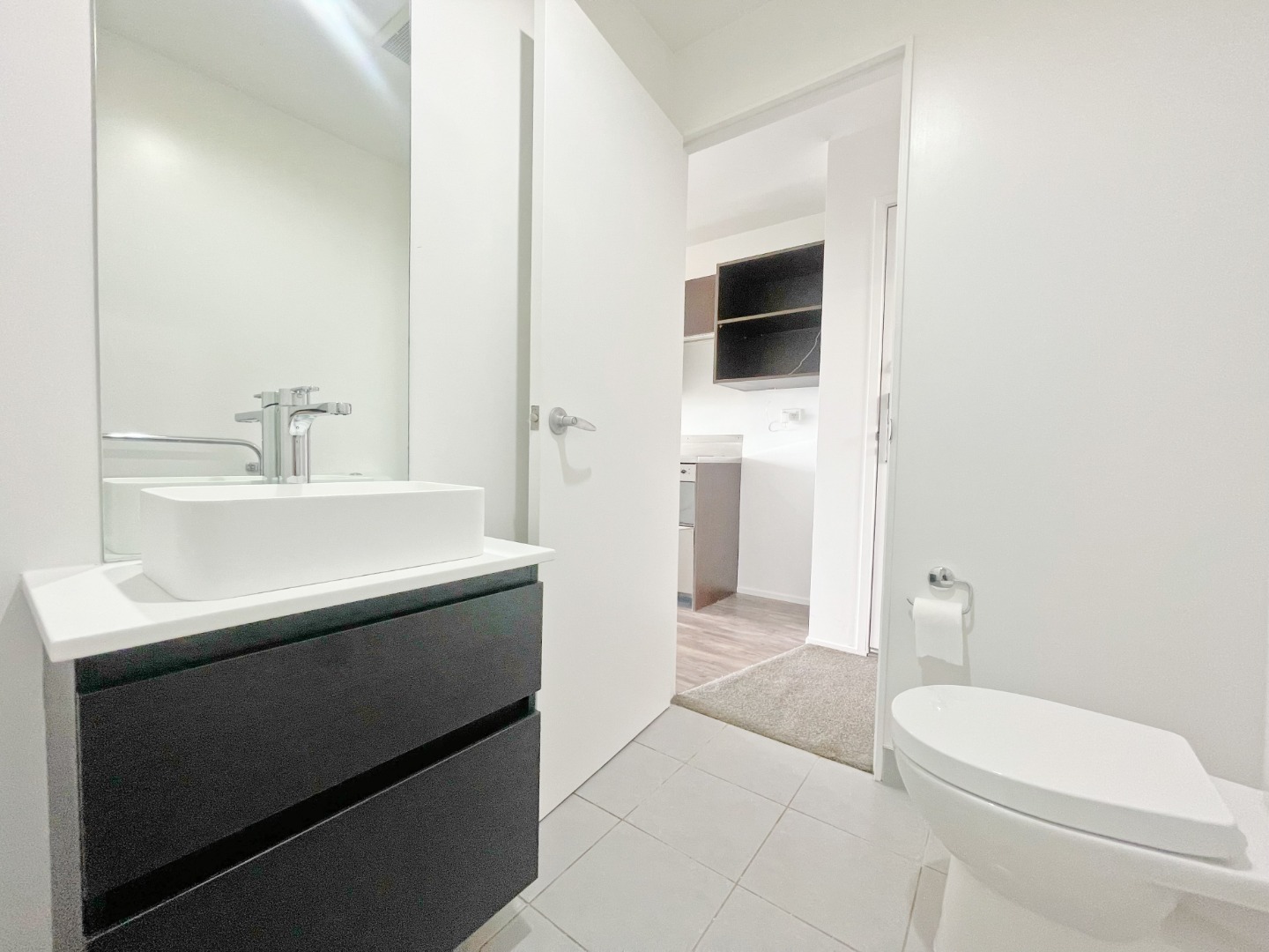 Sunny 2 bedroom apartment in the C-VU building with great view! photo