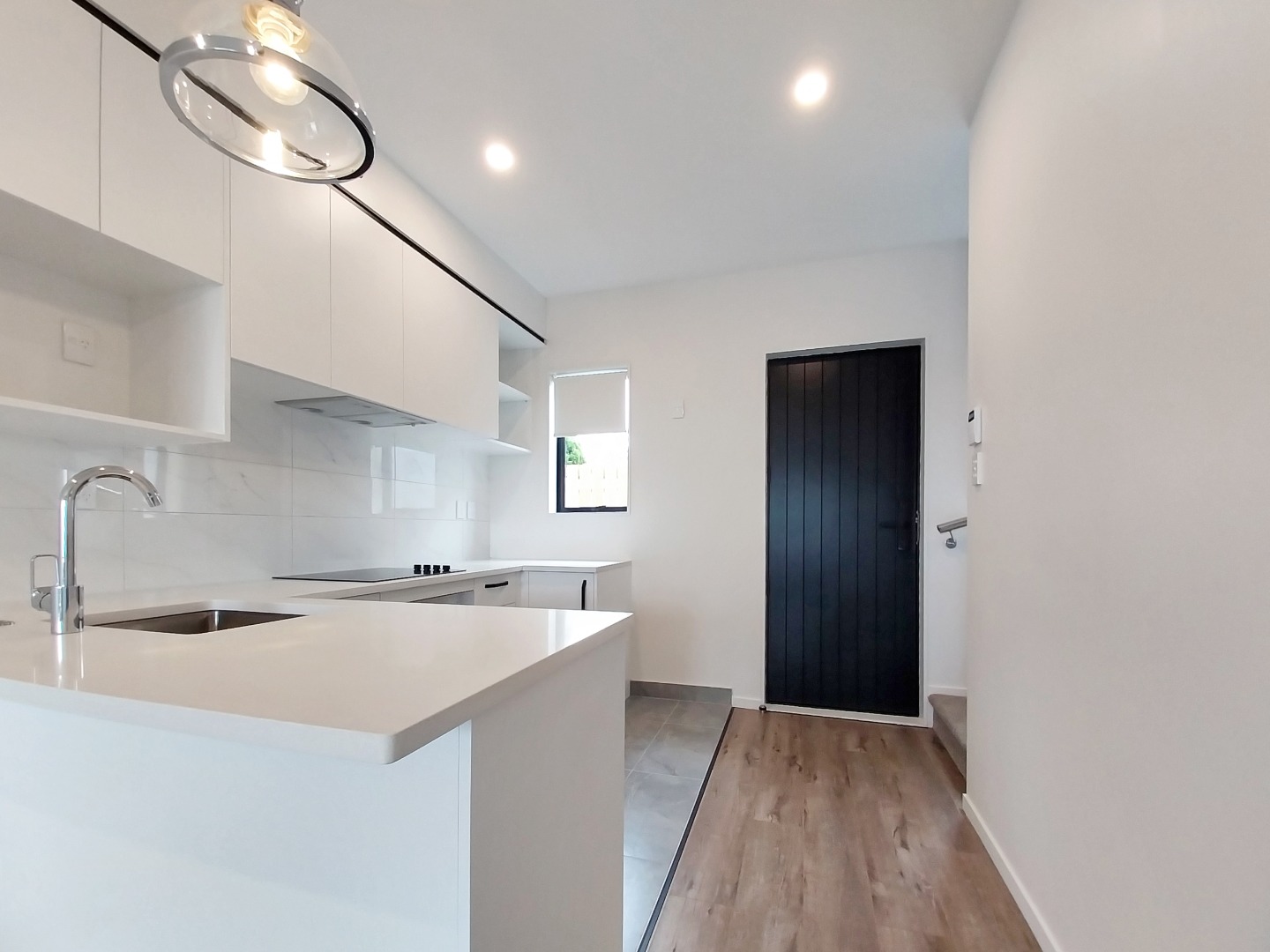 Townhouse Elevated Views! photo